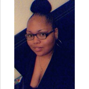 Meet your Posher, Melanie